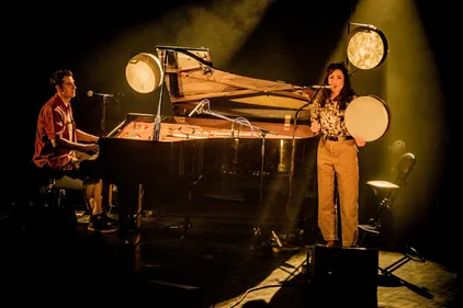 Beaune : Djazia Satour en concert à la Lanterne Magique au début du...