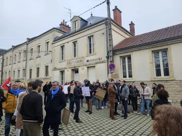 Enseignants absents à l'école Montchapet : une parent d'élève...