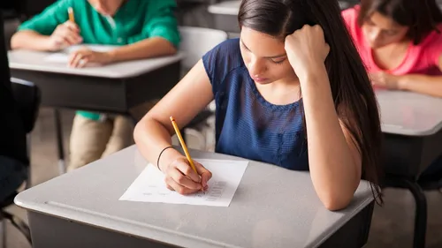 Fortes chaleurs : le ministère de l’Éducation nationale interpelle...