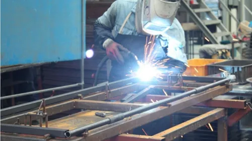 Commerce, industrie, construction... L'emploi salarié privé diminue...