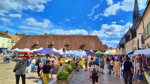 Le Marché des Festivinales fait son retour le 5 juillet au cœur de...