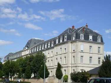 À Dijon, une exposition célèbre les 80 ans du Secours Catholique
