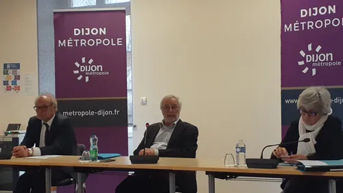 François Rebsamen souhaite développer les déplacements à vélo