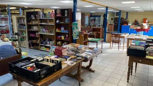 La Recyclade est actuellement à Chenôve pour une vente éphémère !