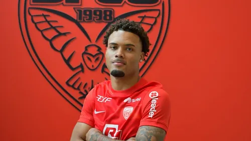 Alexandre Duville-Parsemain signe son premier contrat pro au DFCO