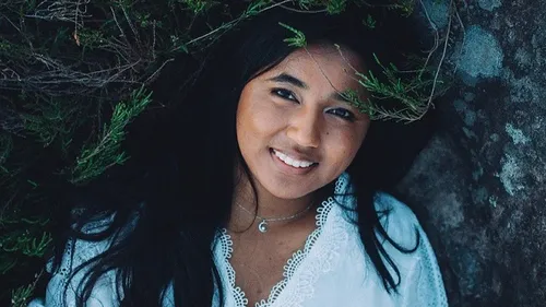 Showcase K6FM : la chanteuse "Anisha Jo" se livre 