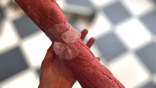 Une baguette spéciale pour « Octobre Rose » 