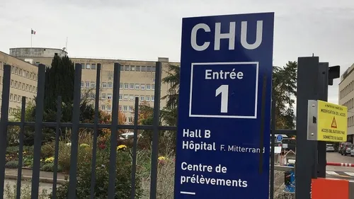 Une descente en tyrolienne ce vendredi devant l’hôpital d’enfants 