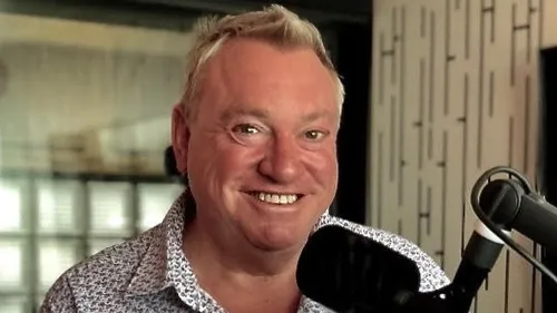 K6 va diffuser « derrière leurs mots », le podcast de Christophe...