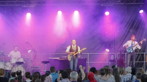 Plus de 2 500 personnes au concert du casino de Santenay 