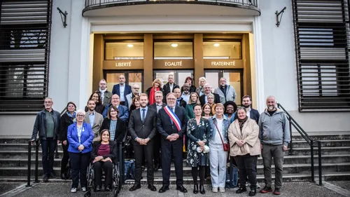 Conseil municipal de Chenôve : découvrez la nouvelle équipe autour...