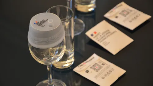 Connaissez-vous la « Capote2Verre » ? La Préfecture en est à...