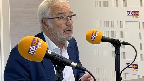 François Rebsamen rend hommage à Jean Esmonin, ancien maire de Chenôve