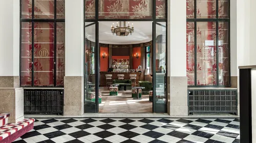 L'Hôtel de la Poste à Beaune renoue avec son style art déco