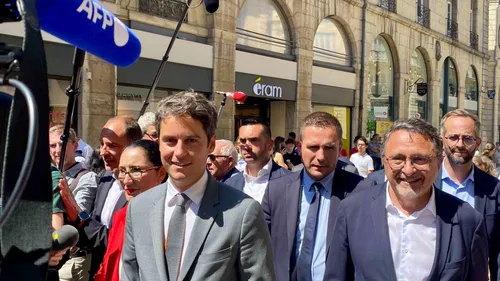 Gabriel Attal en visite à Dijon pour soutenir les députés...