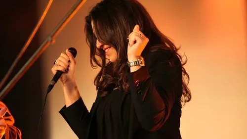 K6FM Live : découvrez la chanteuse dijonnaise Karolyn B 