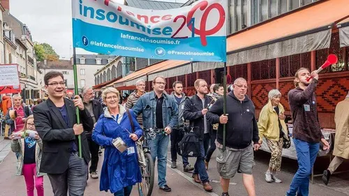 Le parti LFI de Côte d’Or sur l’interdiction de l’abaya : « Le...