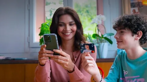 Les ados sont-ils dépensiers en Bourgogne-Franche-Comté ? 