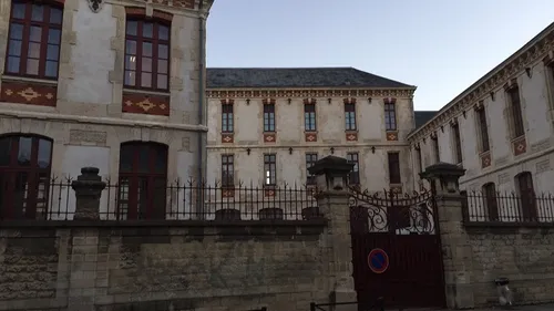 « Un contexte difficile à la cité scolaire Carnot » 