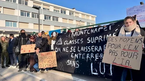 Une soixantaine de personnes mobilisées au lycée Montchapet 