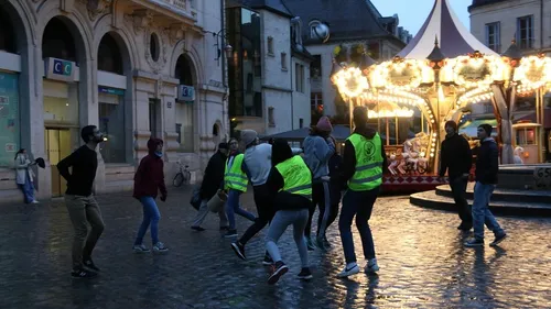 Un tournoi de foot place François Rude 