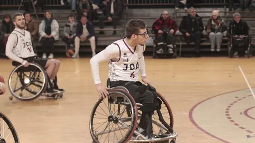 Trois joueurs de la JDA basket fauteuil en stage avec l'équipe de...