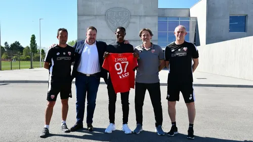 Un jeune milieu de terrain signe au DFCO 