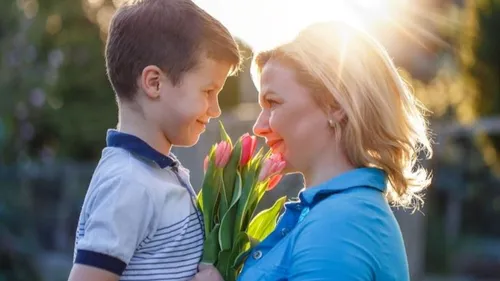 Fête des mères et des pères : les papas plus gâtés en...