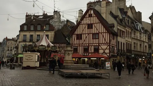 Journée contre les violences faites aux femmes : une manifestation...
