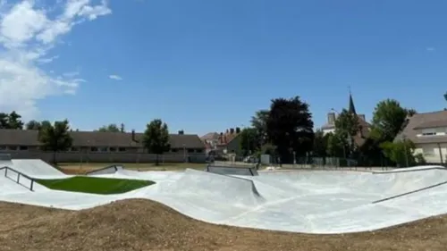 Un skatepark flambant neuf à Genlis 