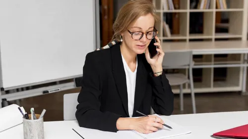Municipales 2026 : davantage de femmes dans les conseils mais...