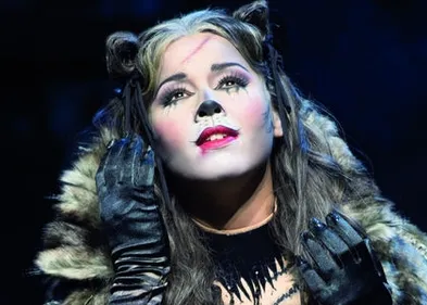 La comédie musicale Cats prolongée jusqu'en juillet avec Chimène...