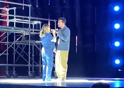 Le live d'Amir plein d'amour pour la « Chanson de l'année 2022 »