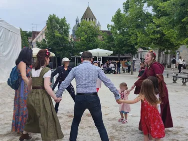 Initiation aux danses médiévales