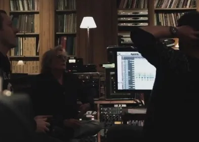 Christophe révèle « Dangereuse », extrait de son prochain album