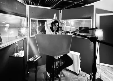 Jenifer est de retour en studio !