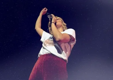 La réponse intelligente de Louane aux attaques sur son physique