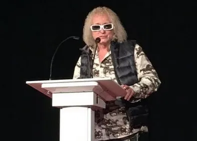 Michel Polnareff inaugure un centre à son nom à Fontenay-Trésigny