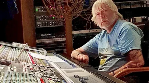 Renaud : déjà 50 ans de carrière, et il prépare la suite !