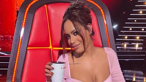 Amel Bent planche sur son prochain album