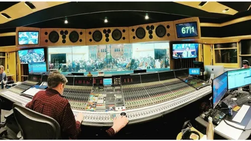 Indochine de retour en studio