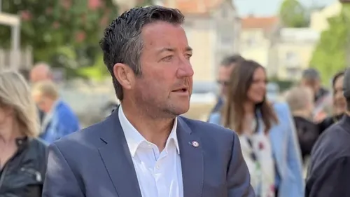 Karl Olive veut un « commissariat du futur » sur le site Stellantis...