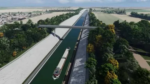 La justice recommande de rejeter les recours contre le Canal...
