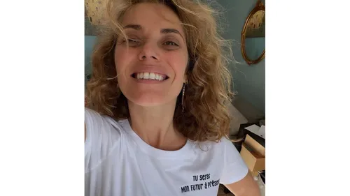 Burn-out, alcool : Emma Daumas revient sur une période très difficile 