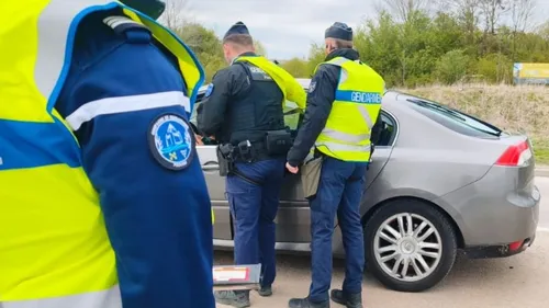 Certains conducteurs vont jusqu'à refuser un contrôle routier dans...