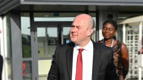 Le préfet des Yvelines devient le directeur de cabinet d’Emmanuel...