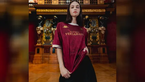 Le château de Versailles s’invite sur les maillots du FC Versailles