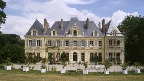 Trois maires yvelinois interrogent un projet de complexe hôtelier...