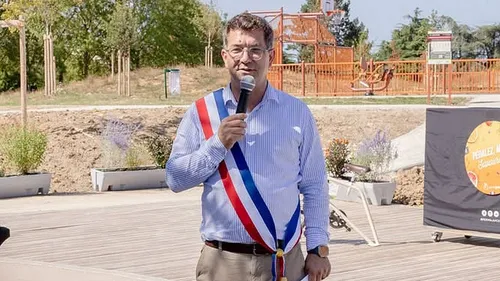Le maire de Saclay a-t-il outrepassé ses droits ?