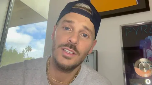 Matt Pokora met un terme à un petit plaisir 